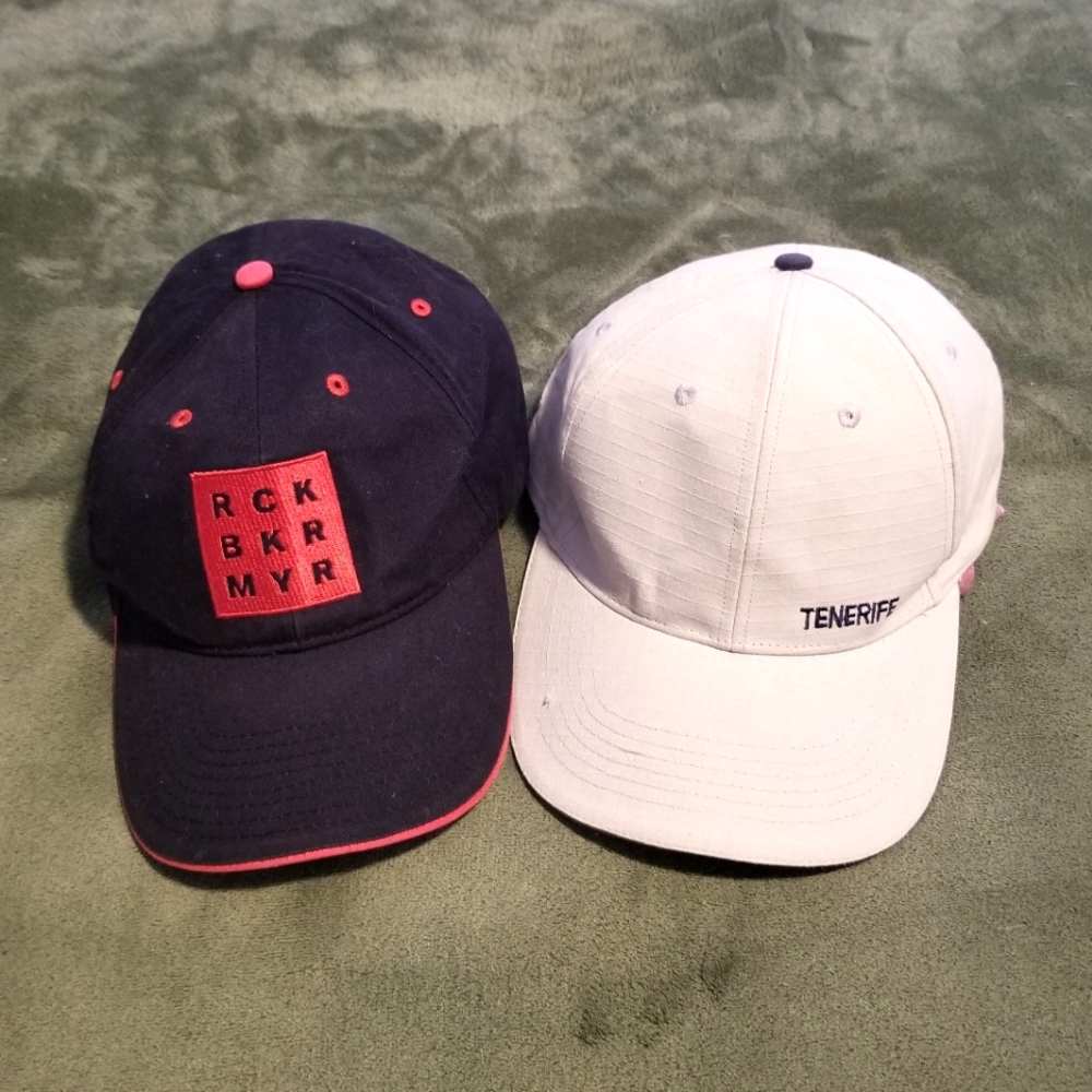 🧢Bundle of 2 Nice Hats/Caps